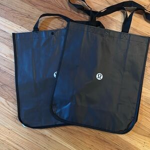 Lululemon Classic black medium reusable bag